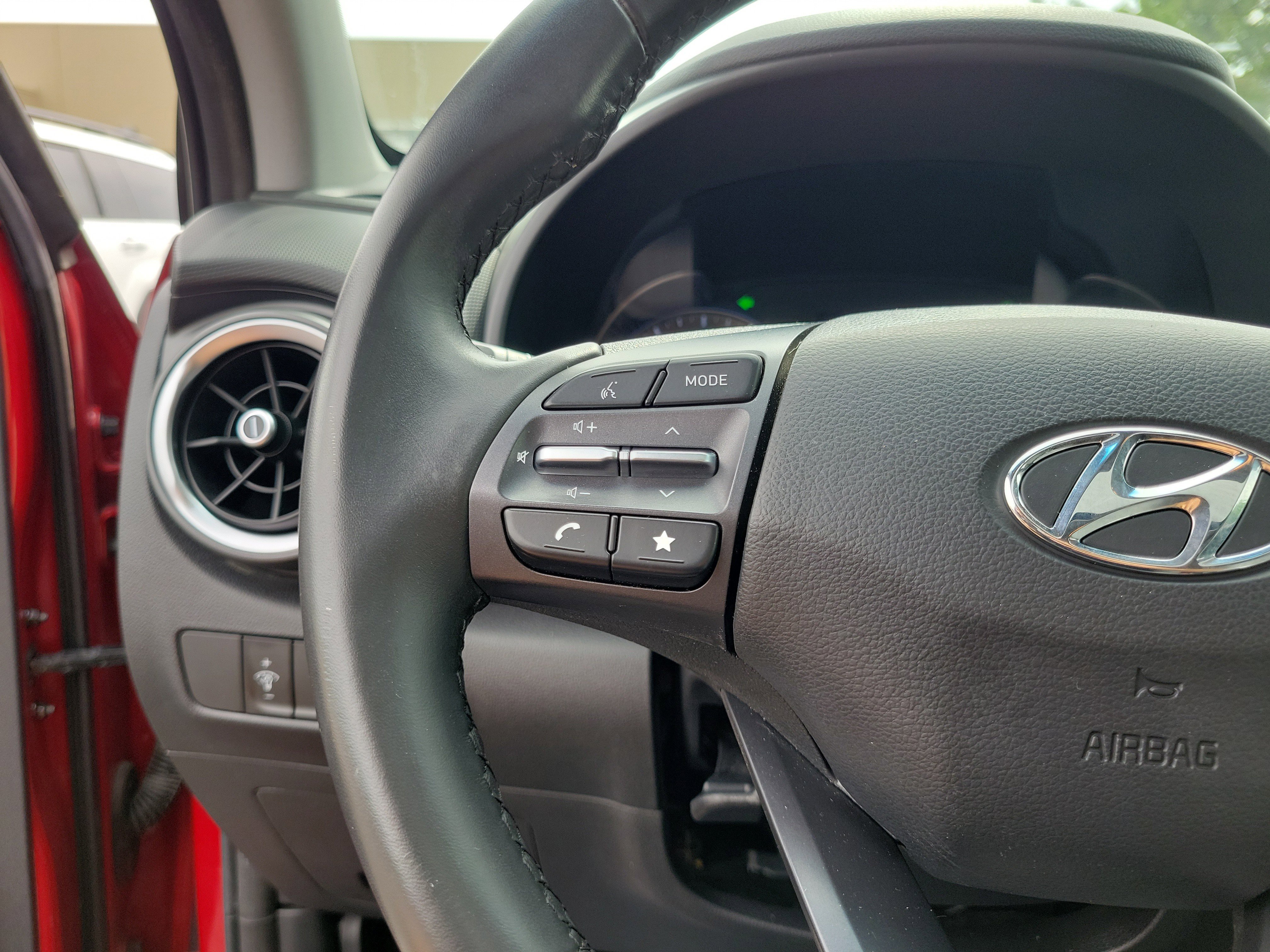 Used 2023 Hyundai Kona SEL w/ Convenience Package FWD image 22