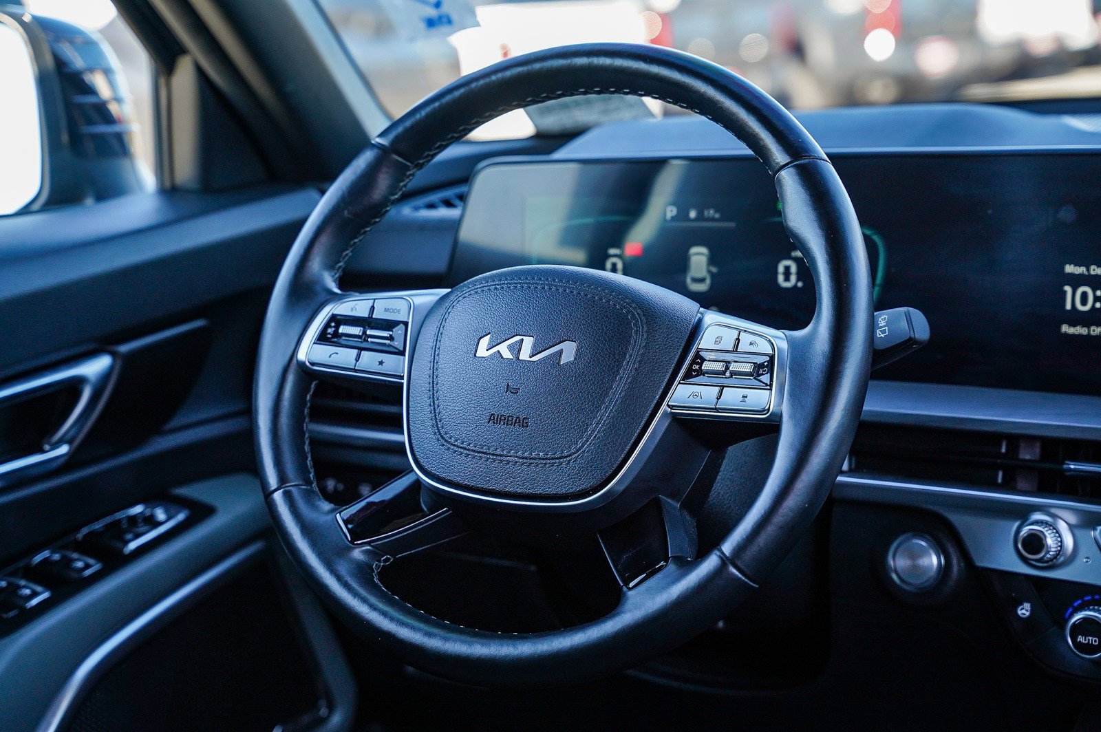 Used 2023 Kia Telluride EX X-Line image 16