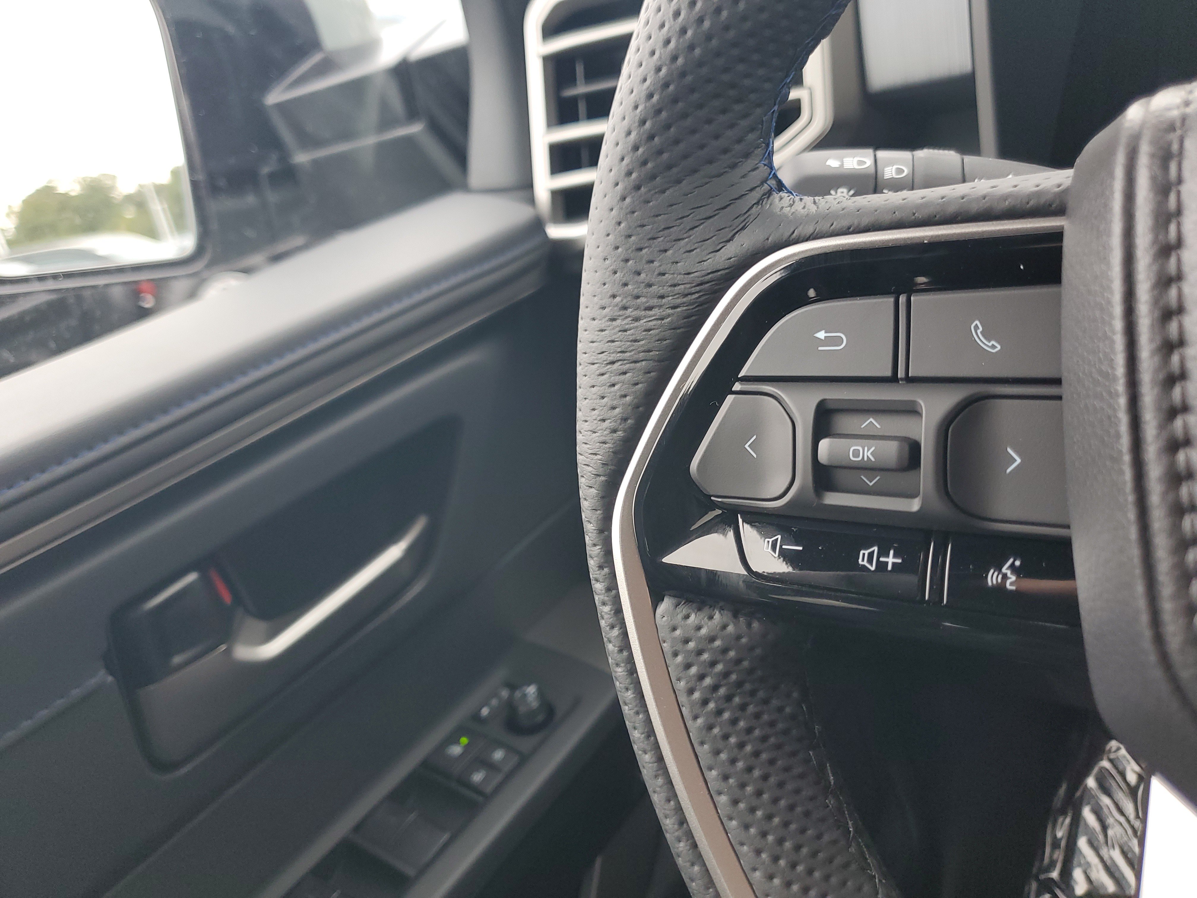 New 2026 Toyota Tundra Platinum AWD/4WD image 25