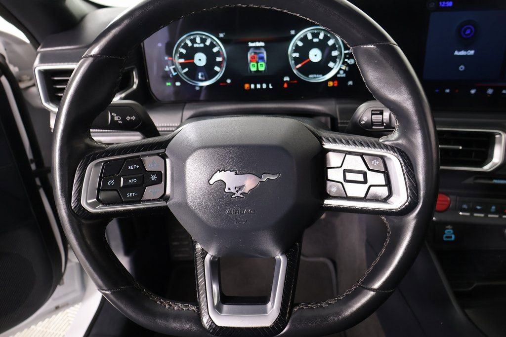 Used 2024 Ford Mustang Premium image 4