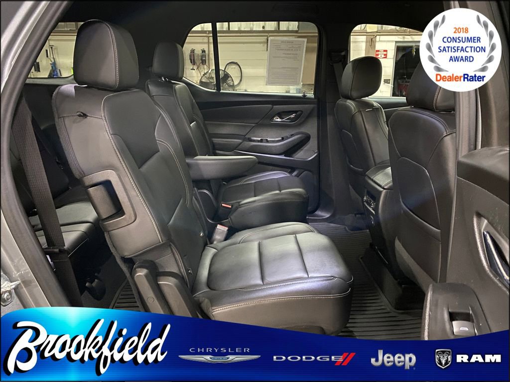 Used 2023 Chevrolet Traverse LT image 20