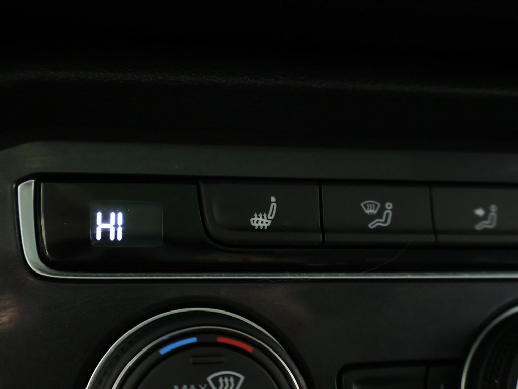 Used 2019 Volkswagen Tiguan SE w/ Panoramic Sunroof Package image 49