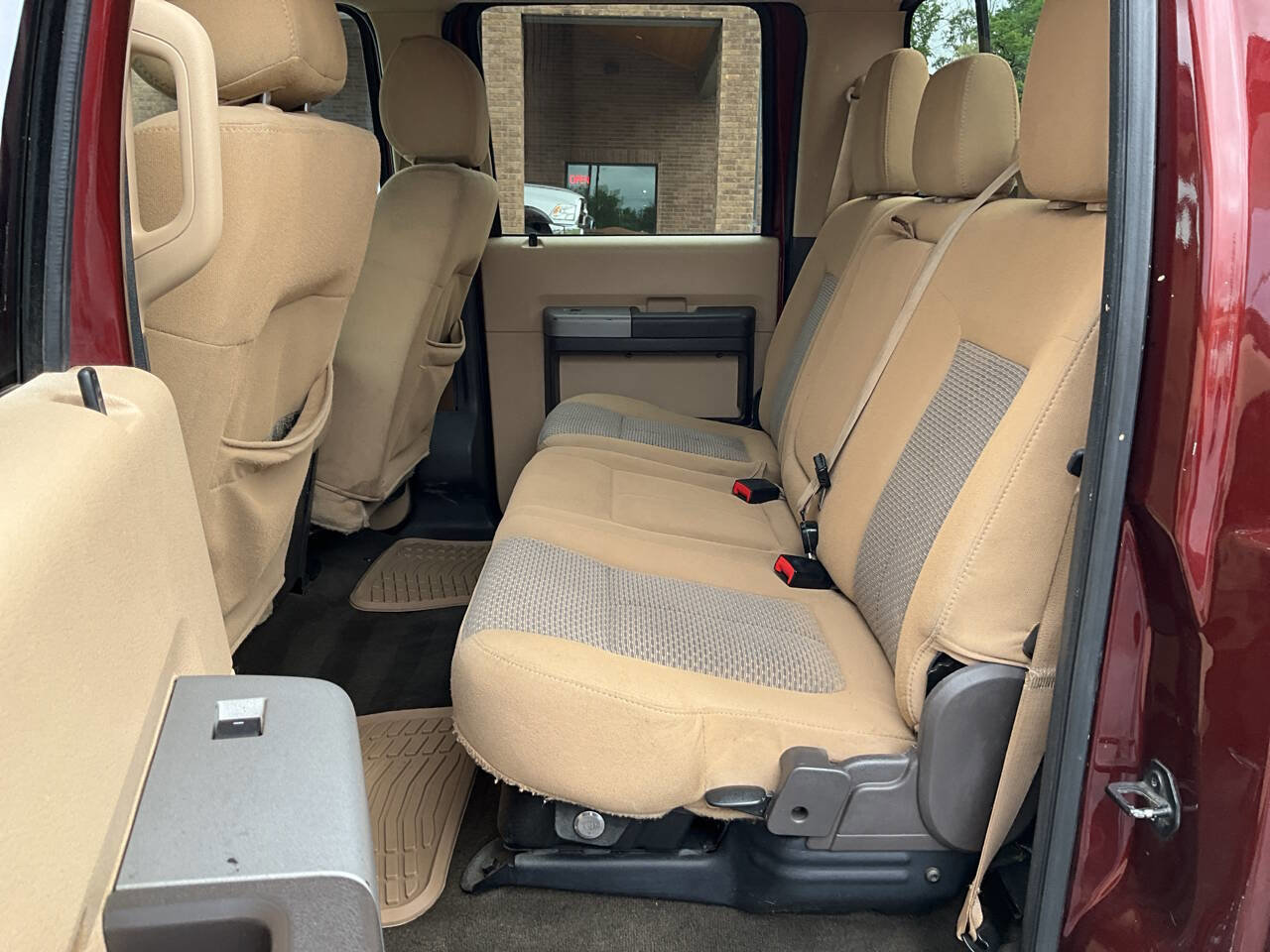 Used 2015 Ford F250 XLT w/ XLT Premium Package AWD/4WD image 11