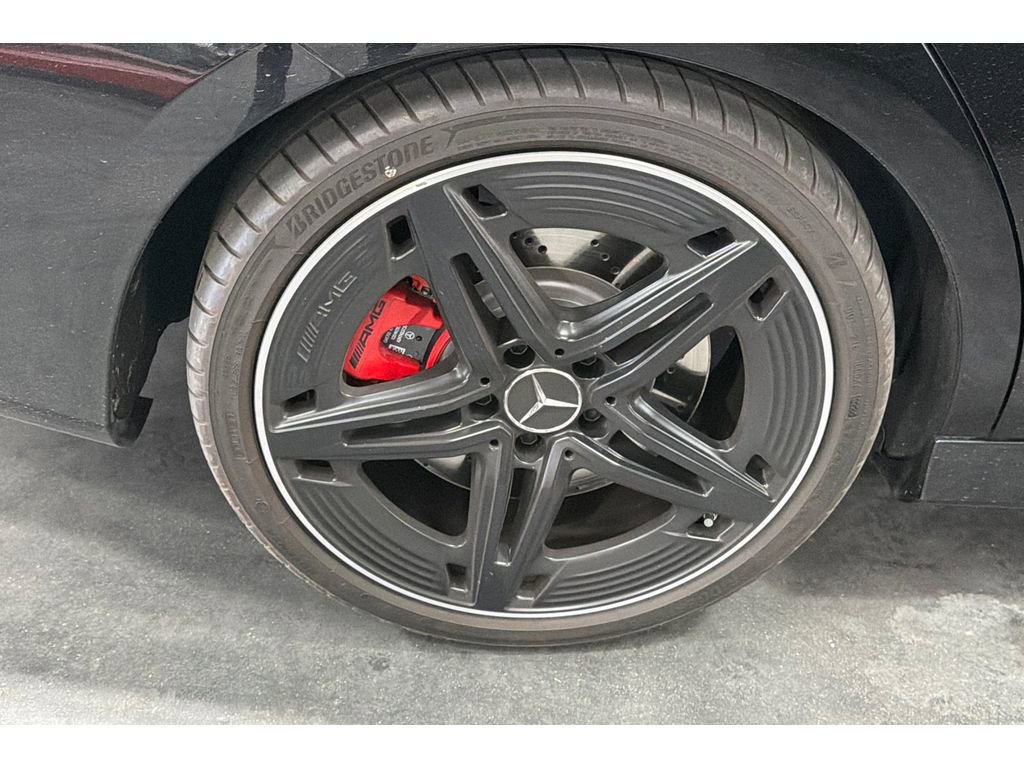 Used 2025 Mercedes-Benz CLA 35 AMG 4MATIC image 4