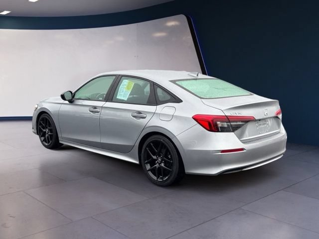 Used 2023 Honda Civic Sport image 3