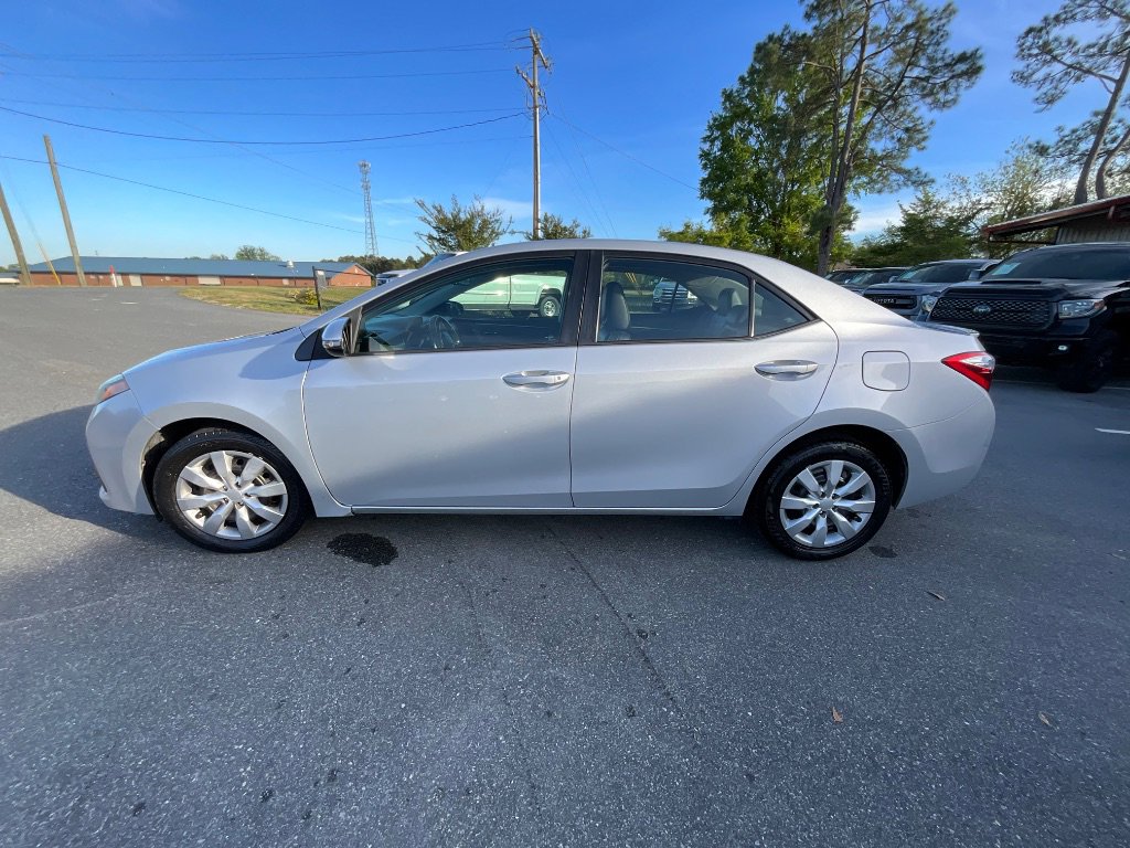Used 2015 Toyota Corolla S FWD image 7