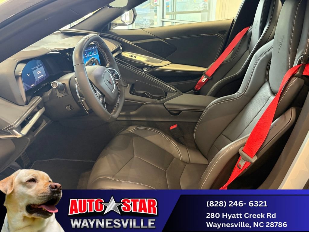 Used 2024 Chevrolet Corvette Stingray Convertible w/ 1LT RWD image 28