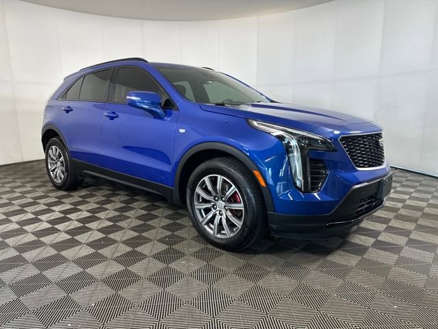 Used 2021 Cadillac XT4 Sport image 2