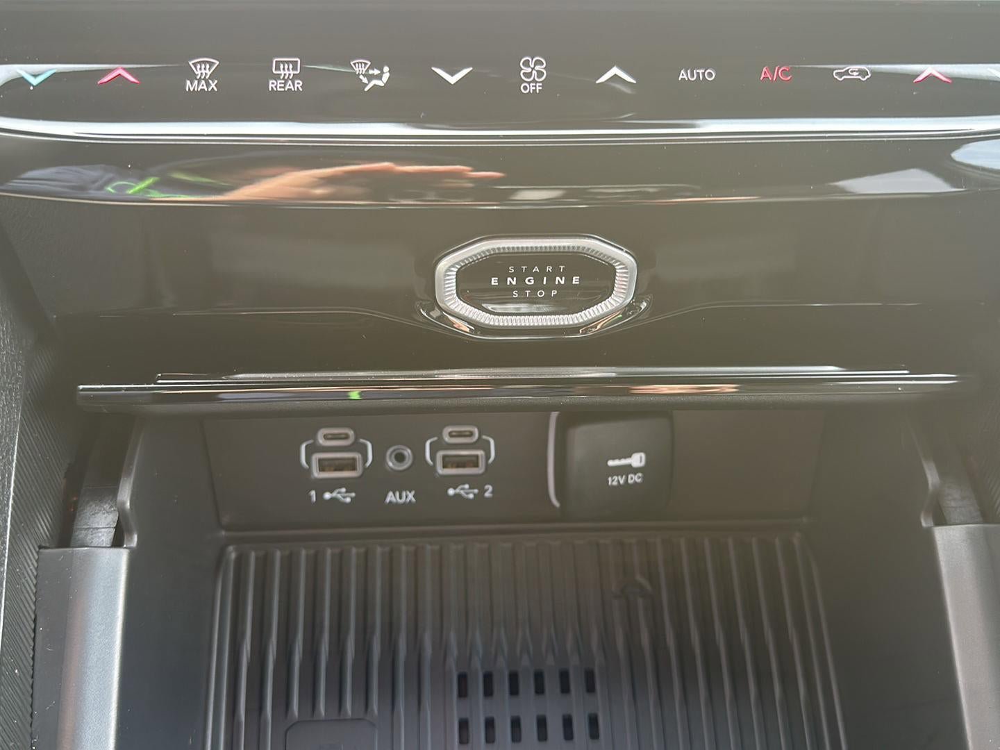 New 2026 Jeep Grand Cherokee Limited AWD/4WD image 22