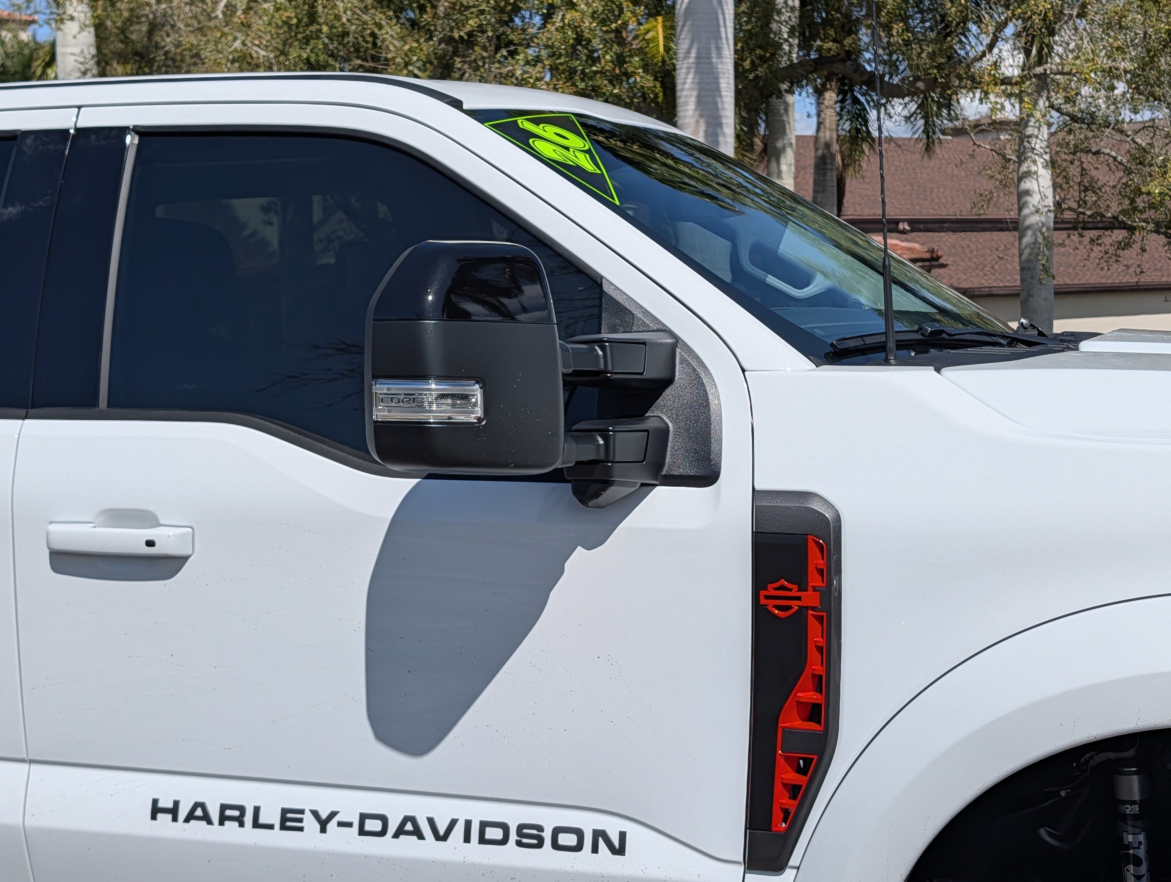 Used 2026 Ford F250 Lariat w/ Black Appearance Package image 10