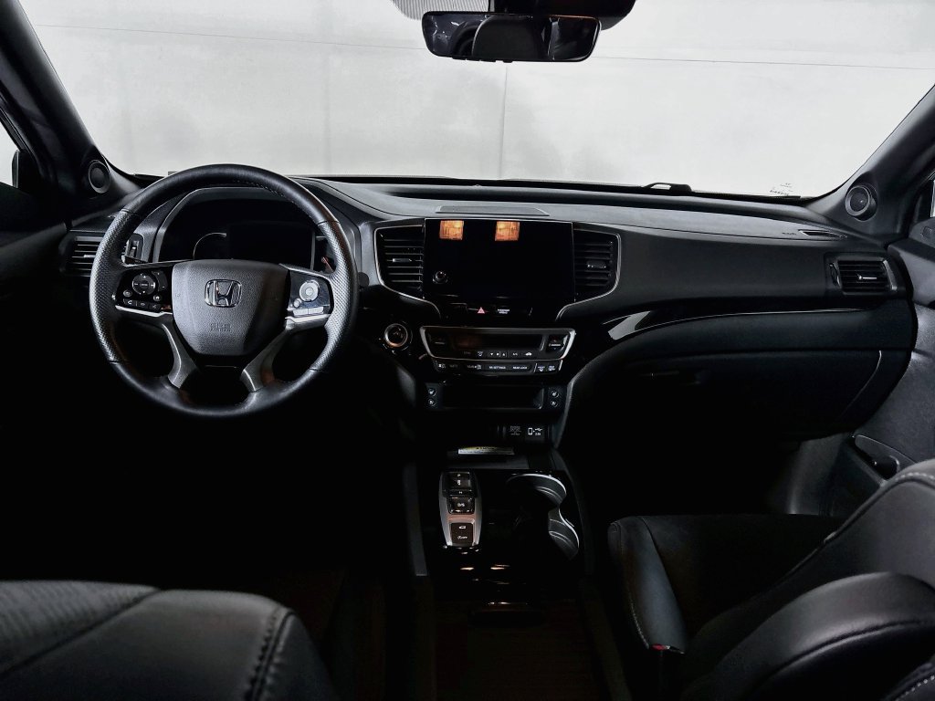 Used 2020 Honda Passport Elite image 12