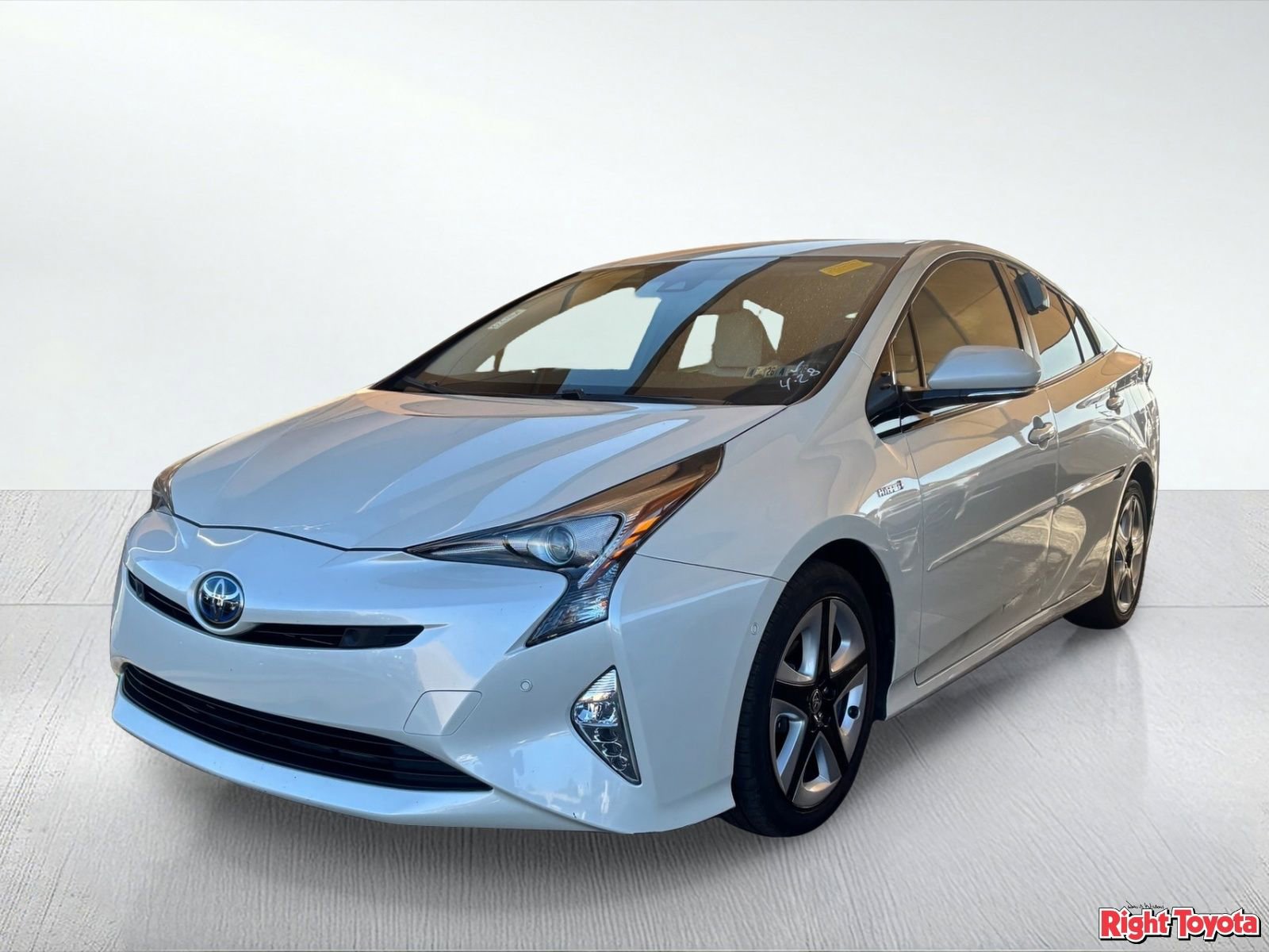 Certified 2018 Toyota Prius Four Touring w/ Premium Convenience Package FWD image 2
