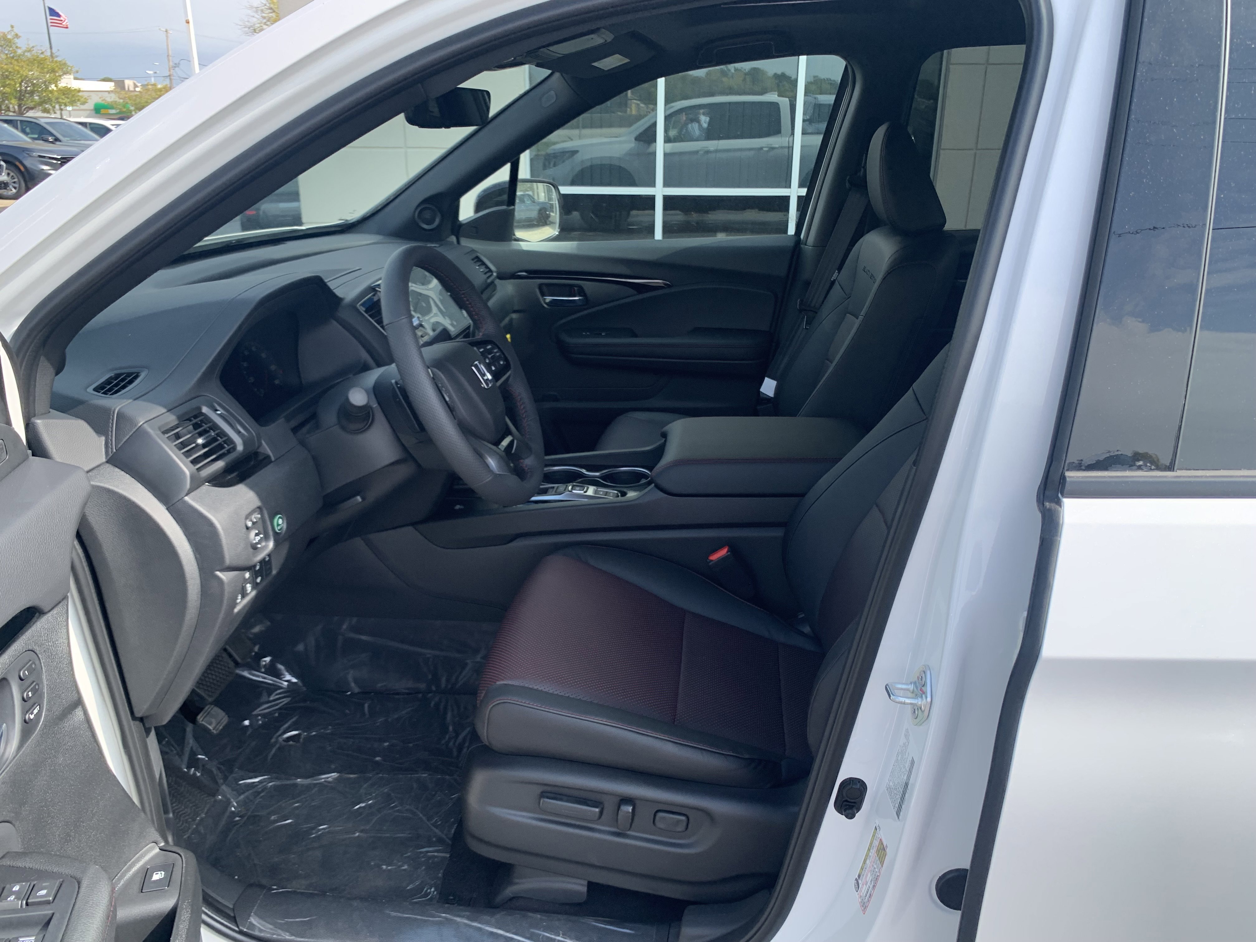 New 2026 Honda Ridgeline Black Edition image 10