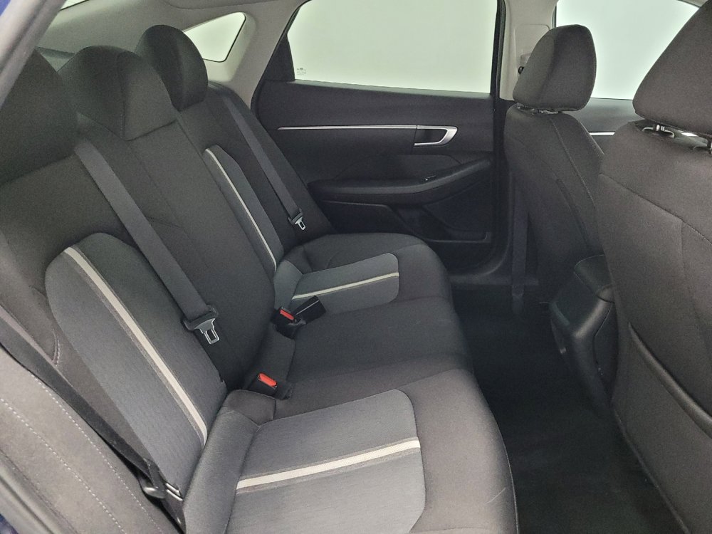Used 2022 Hyundai Sonata SE w/ Cargo Package image 19