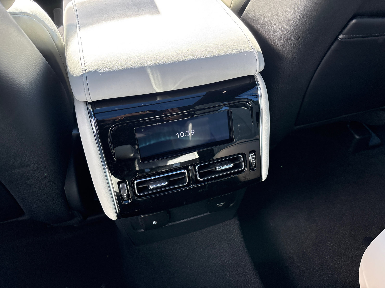 New 2026 Lincoln Aviator Black Label w/ Dynamic Handling Package image 34