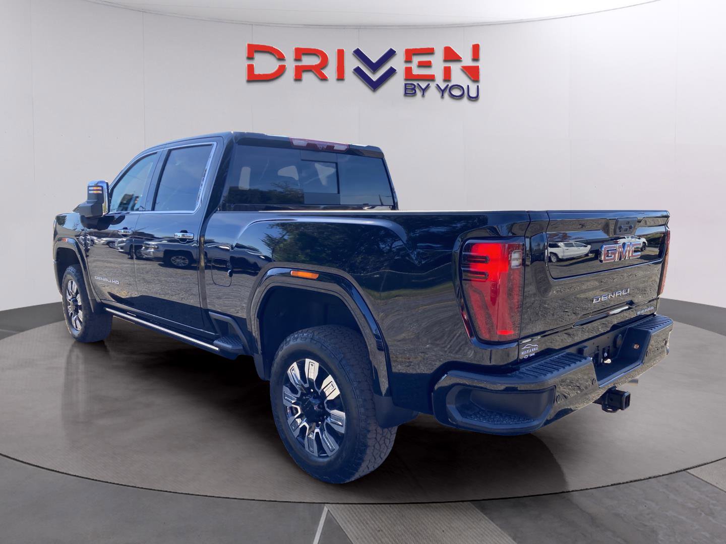 New 2026 GMC Sierra 2500 Denali w/ Denali Reserve Package image 3