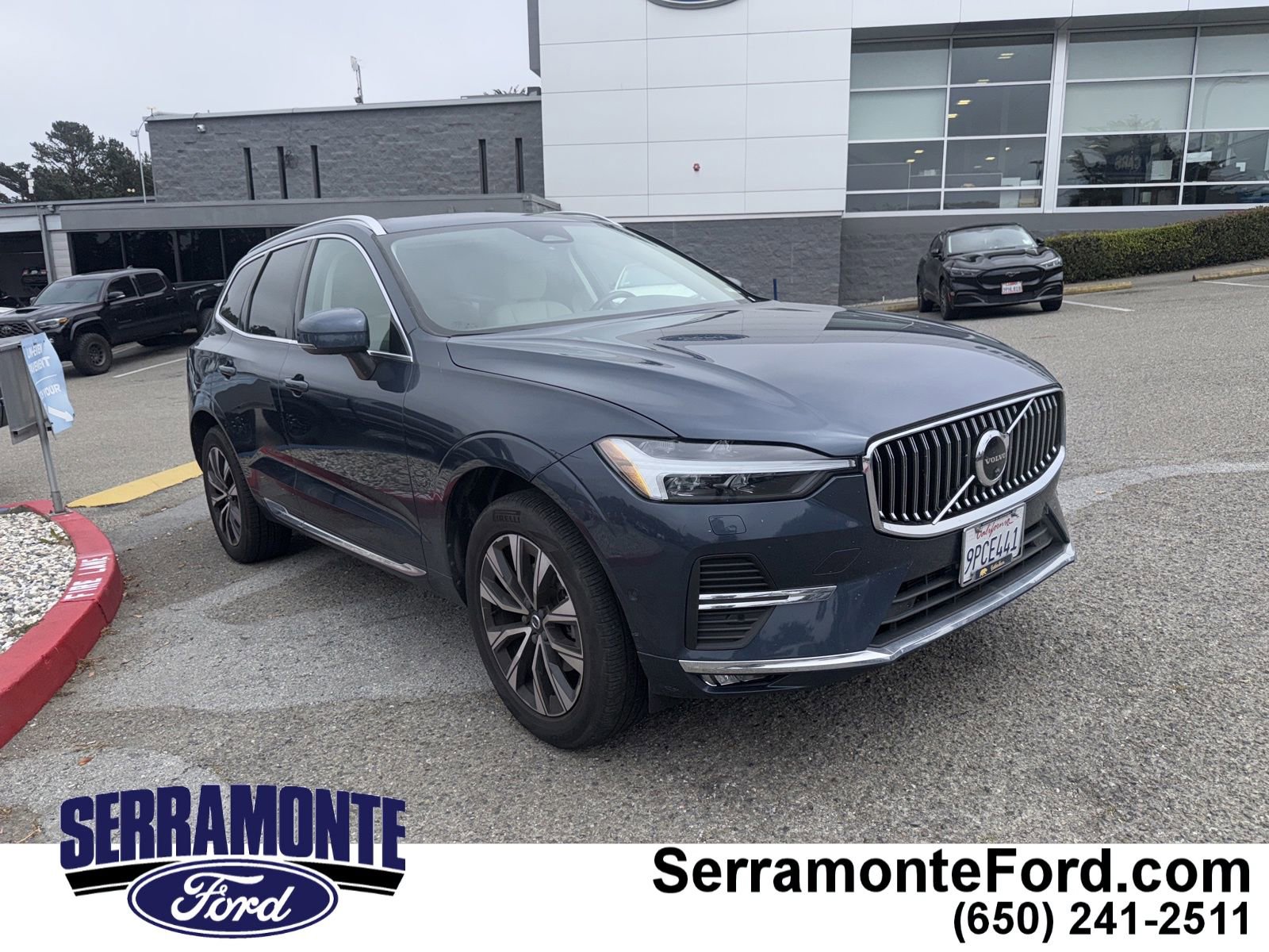 Used 2023 Volvo XC60 B5 Plus