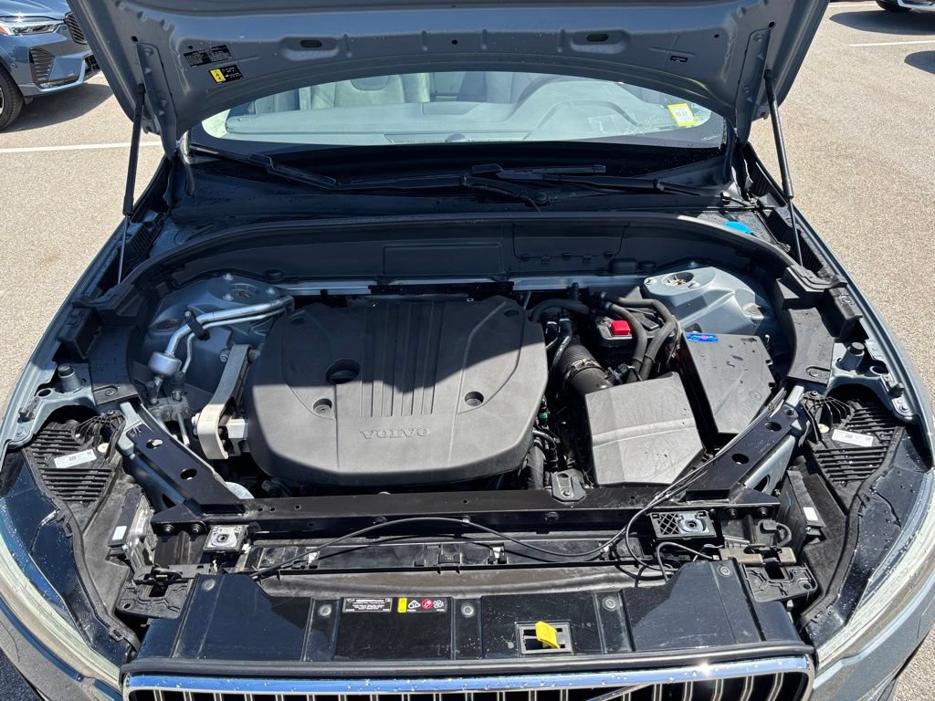 Certified 2023 Volvo XC60 B5 Plus w/ Climate Package AWD/4WD image 29
