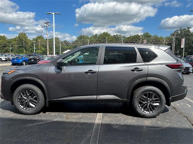 New 2026 Nissan Rogue S image 8