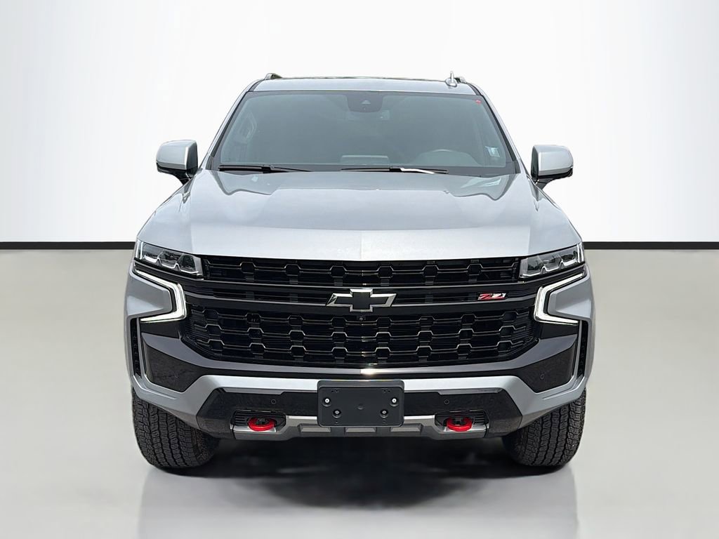 Used 2024 Chevrolet Tahoe Z71 w/ Luxury Package AWD/4WD image 2