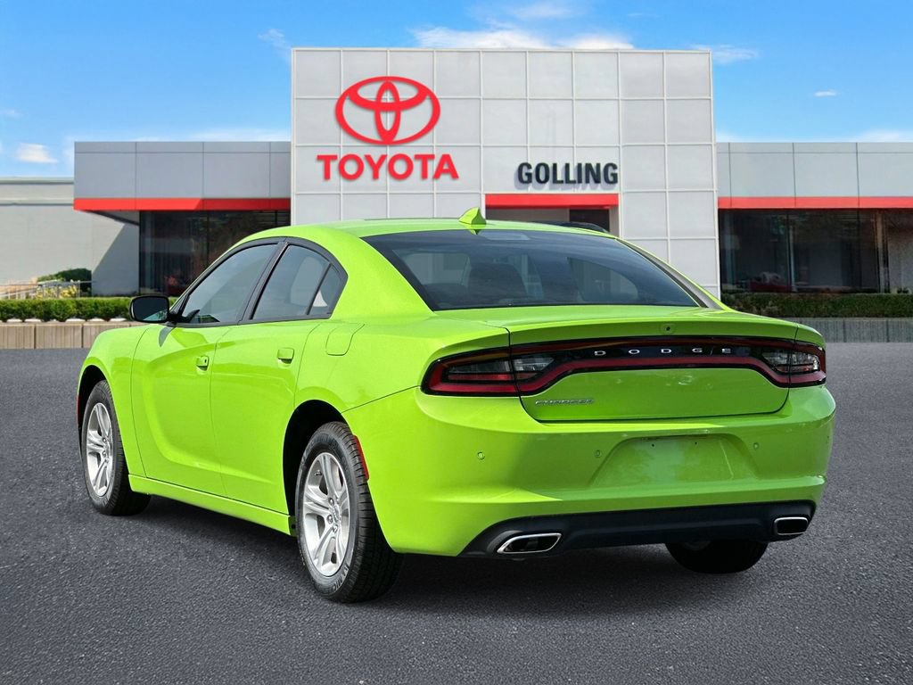 Used 2023 Dodge Charger SXT RWD image 4