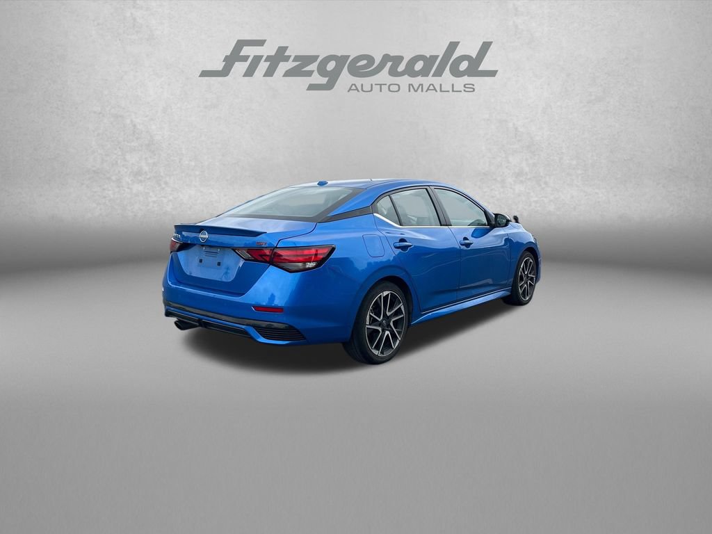 Used 2025 Nissan Sentra SR FWD image 8