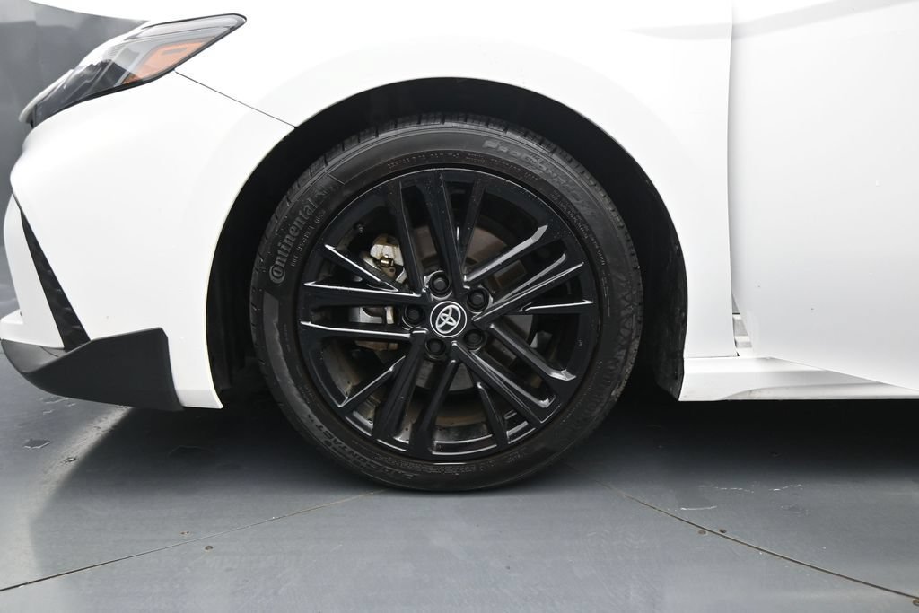 Used 2026 Toyota Camry SE FWD image 26