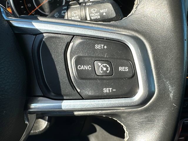 Used 2019 Jeep Wrangler Unlimited Sahara image 29