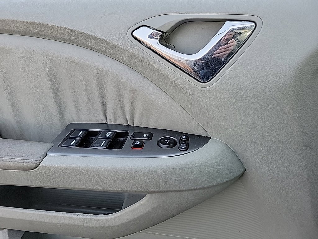 Used 2005 Honda Odyssey EX-L image 13