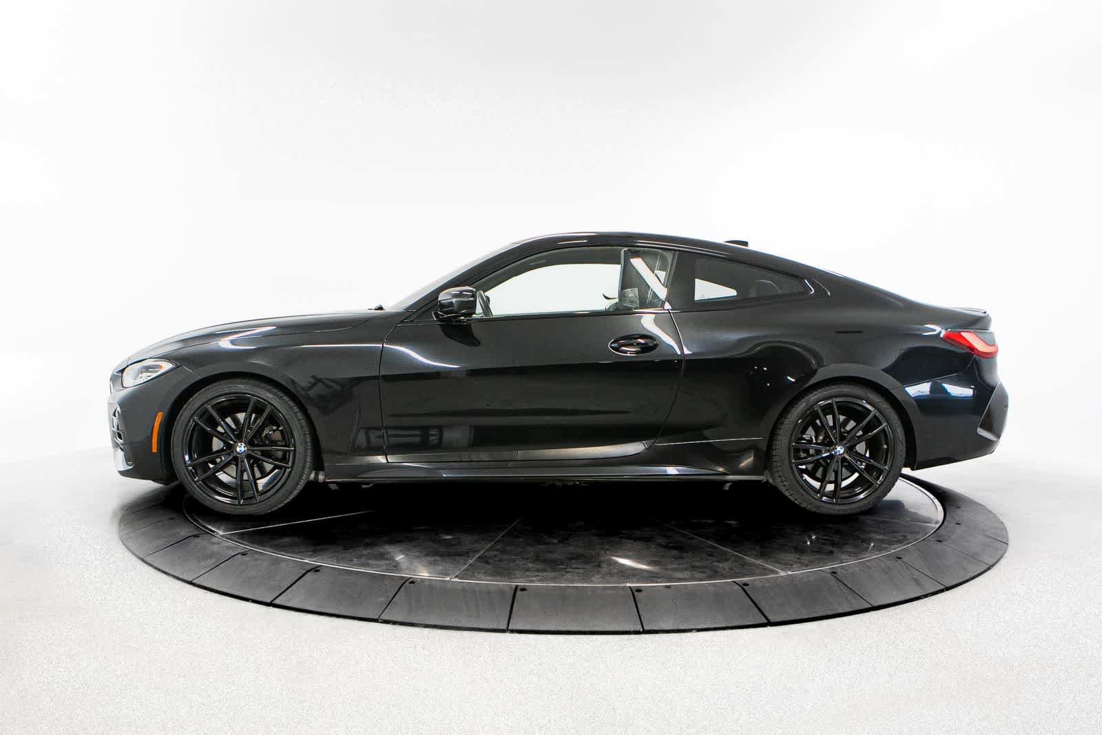 Used 2023 BMW 430i Coupe w/ M Sport Package RWD image 2