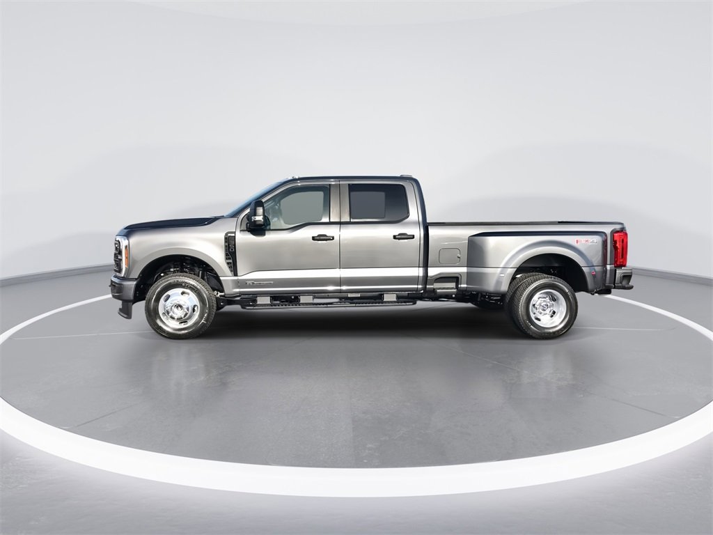 New 2026 Ford F350 XL image 5