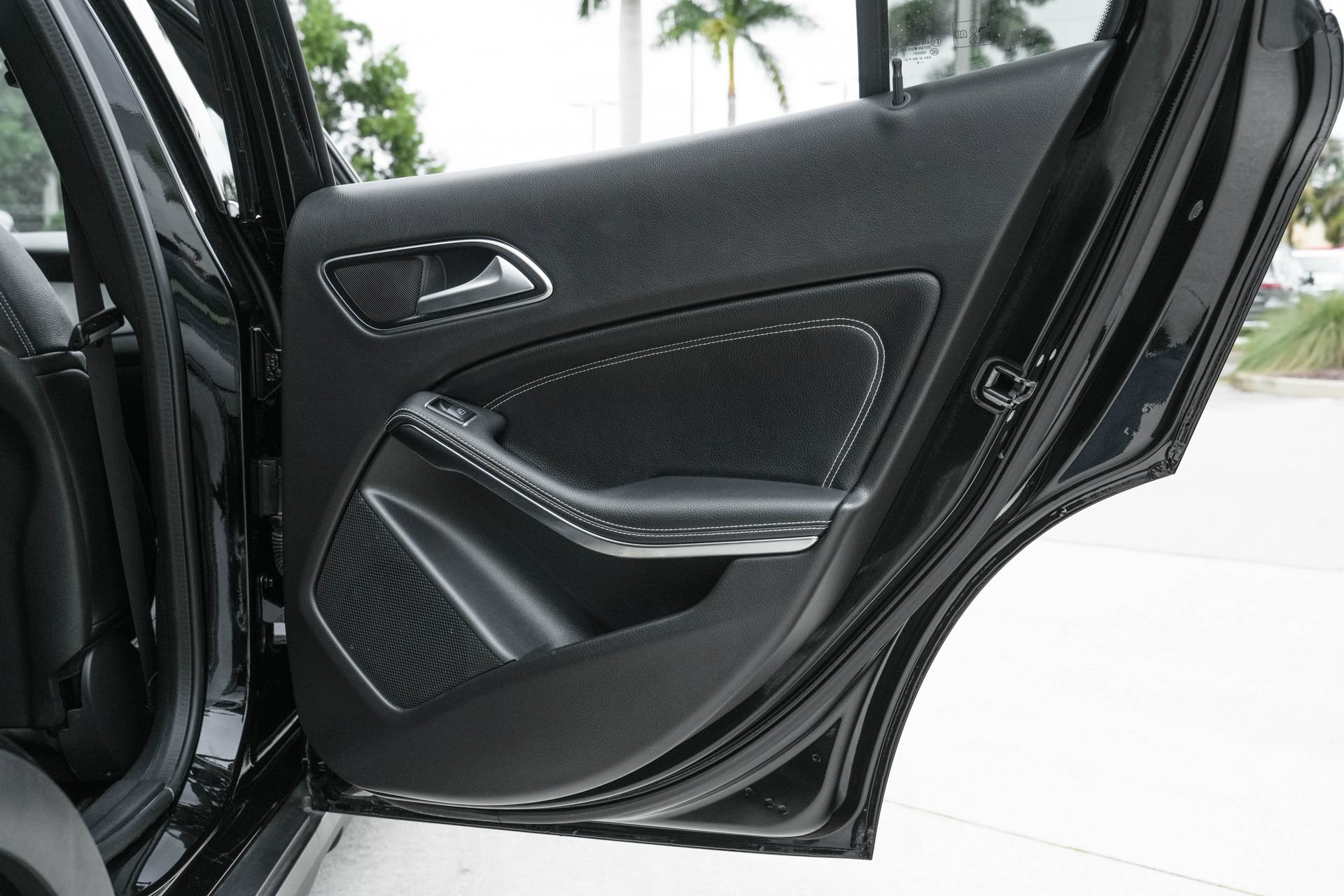 Used 2020 Mercedes-Benz GLA 250 4MATIC image 36