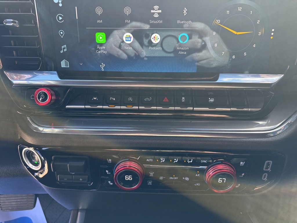 Used 2024 Chevrolet Silverado 1500 High Country w/ Technology Package image 31