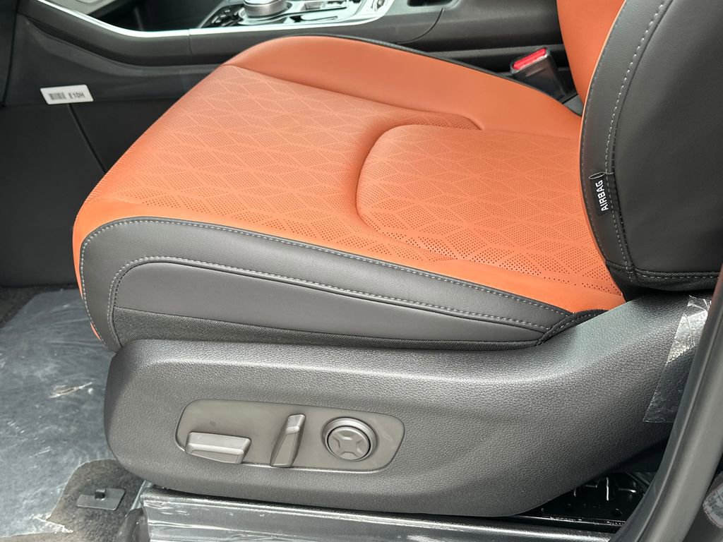 New 2026 Kia Carnival SX w/ SX Dark Edition Package FWD image 21