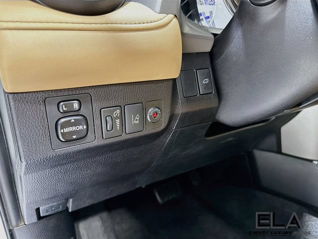 Used 2018 Toyota RAV4 Limited FWD image 11
