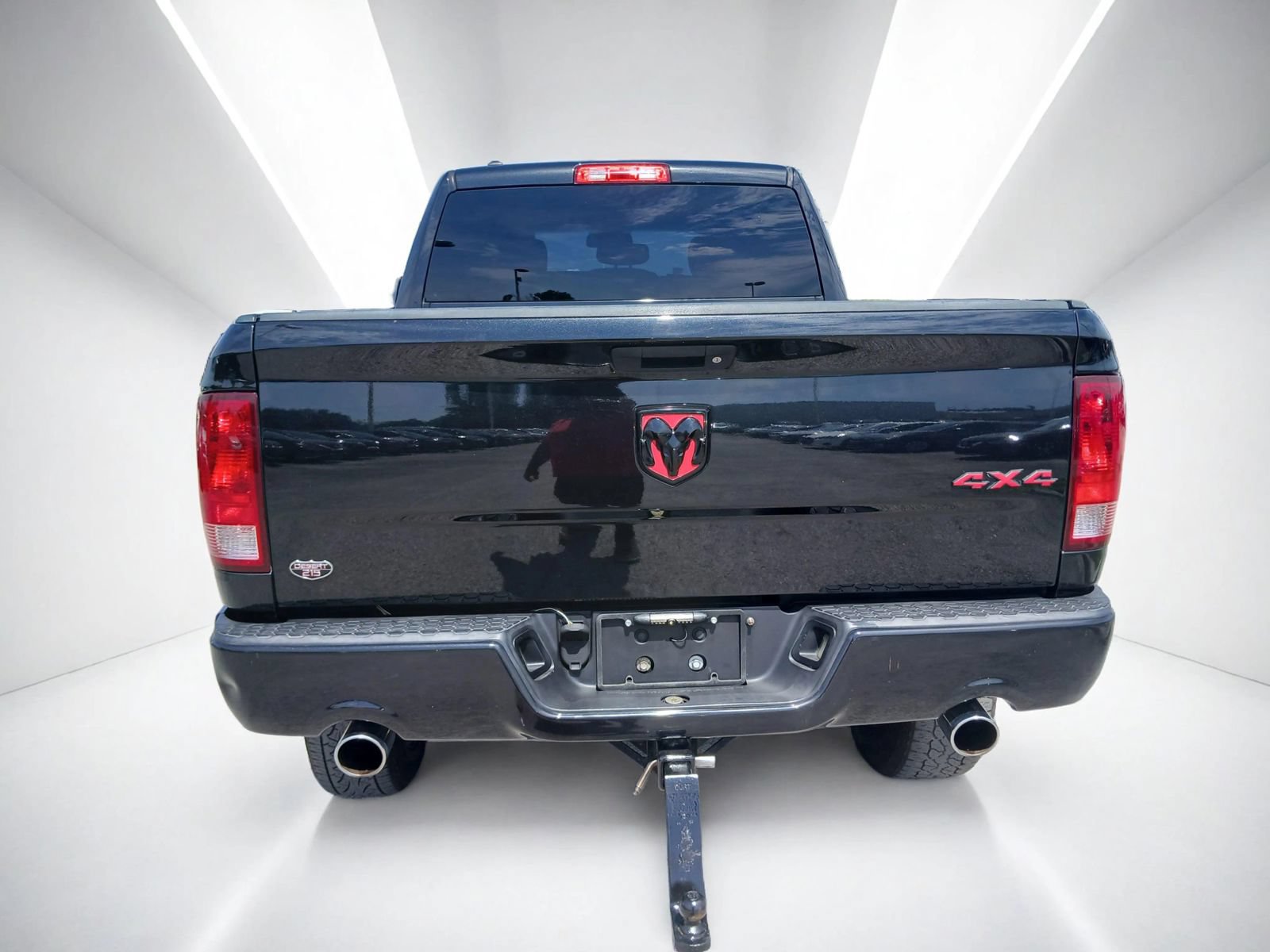 Used 2016 RAM 1500 Express w/ Black Ram 1500 Express Group AWD/4WD image 4