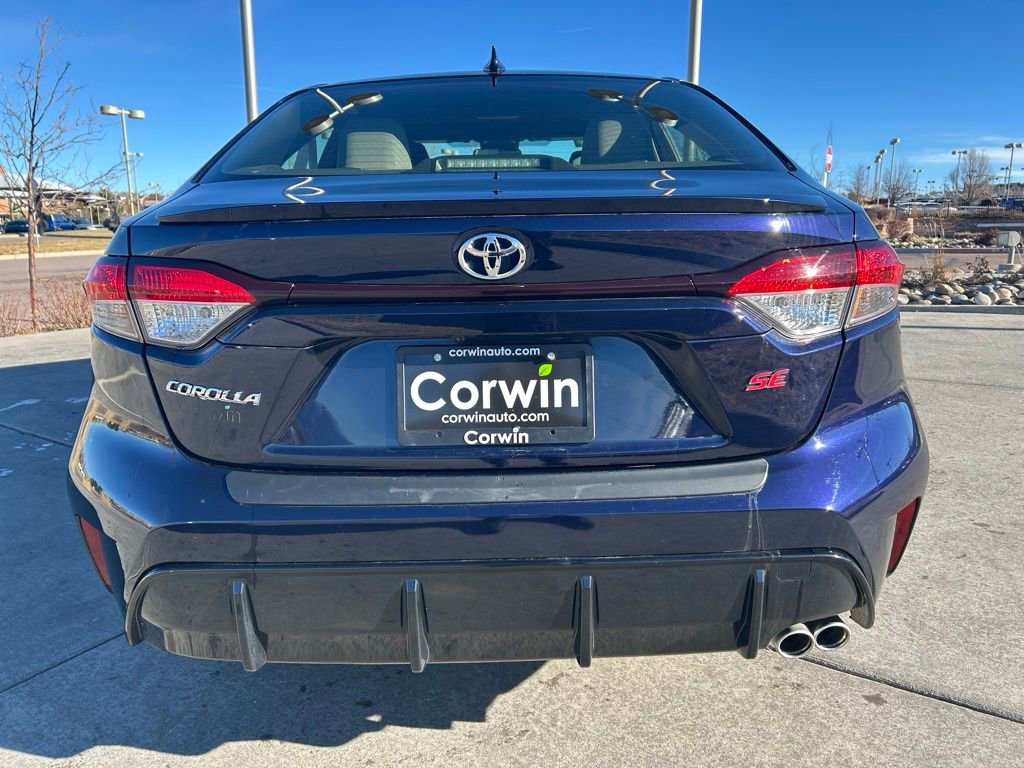 Used 2023 Toyota Corolla SE w/ SE Premium Package image 7