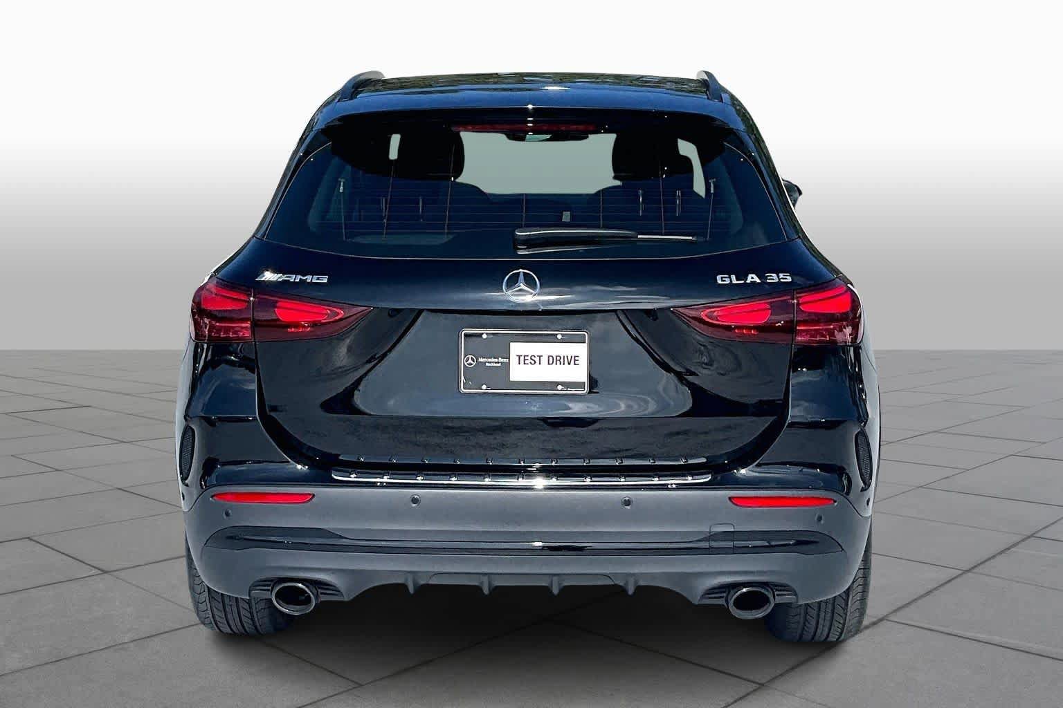 Used 2025 Mercedes-Benz GLA 35 AMG 4MATIC image 5