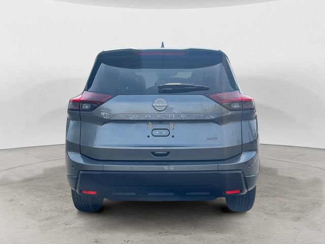 Used 2025 Nissan Rogue SV AWD/4WD image 6