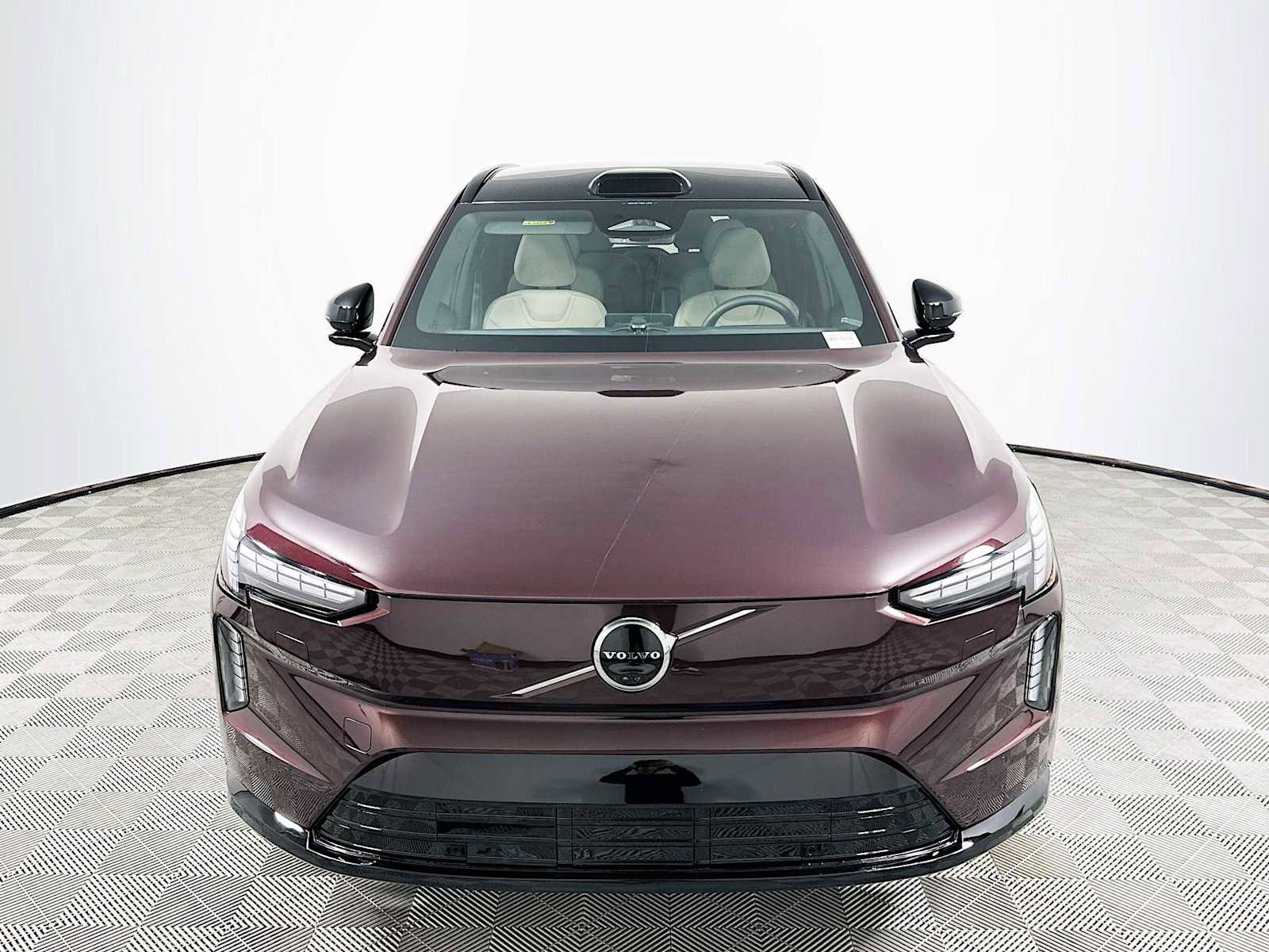 New 2025 Volvo EX90 Ultra image 2