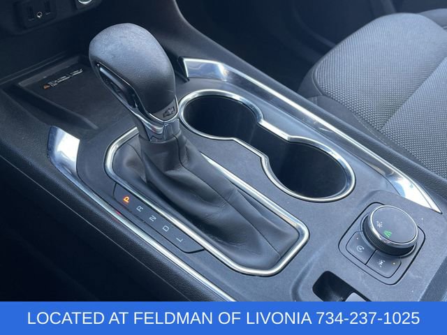 Used 2023 Chevrolet Traverse LT image 15