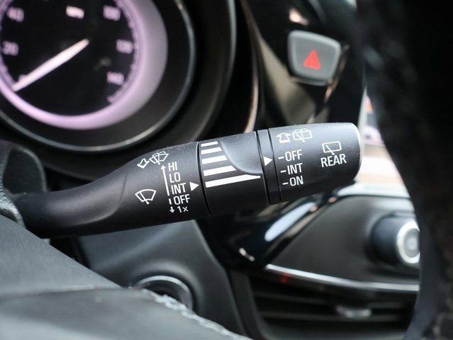 Certified 2019 Buick Envision Essence image 37