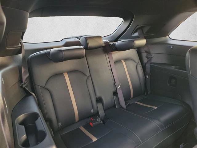 Used 2024 MAZDA CX-90 3.3 Turbo w/ Premium Plus Pkg image 17