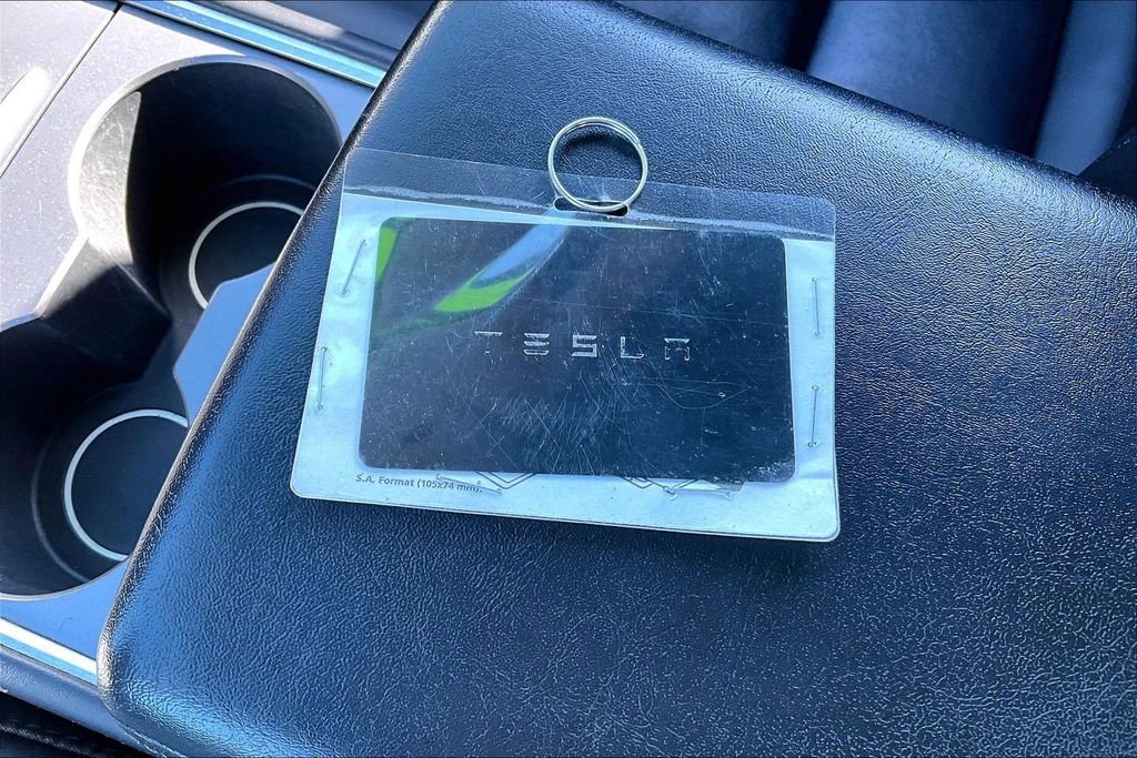 Used 2021 Tesla Model 3 Long Range image 11