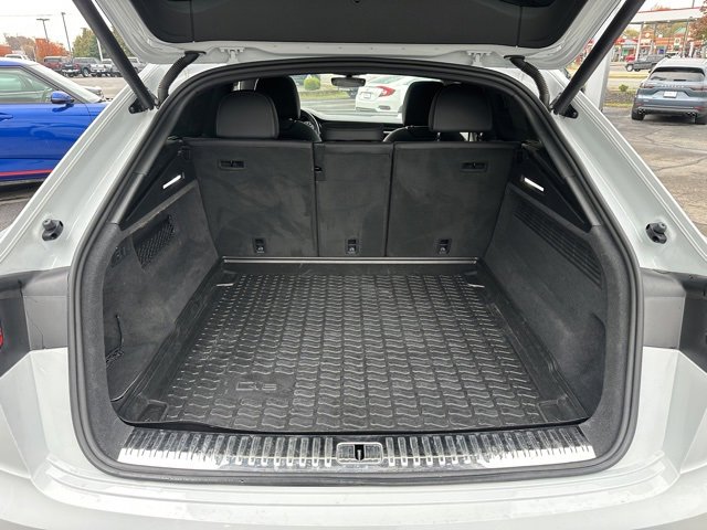 Used 2021 Audi Q8 Prestige image 23