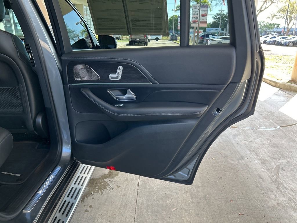 Used 2023 Mercedes-Benz GLS 450 GLS 450 w/ AMG Line Exterior image 38