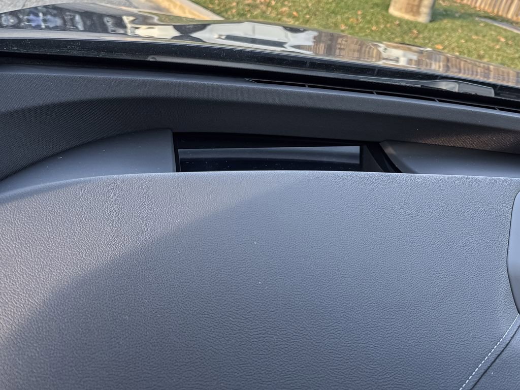 Used 2026 BMW iX xDrive60 image 14