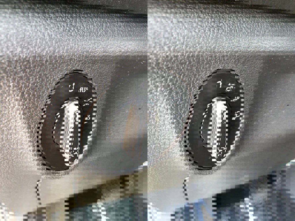 Used 2024 Volkswagen Jetta S image 14