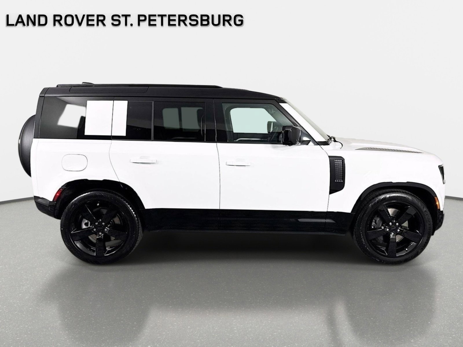 Used 2026 Land Rover Defender 110 X-Dynamic SE AWD/4WD image 4