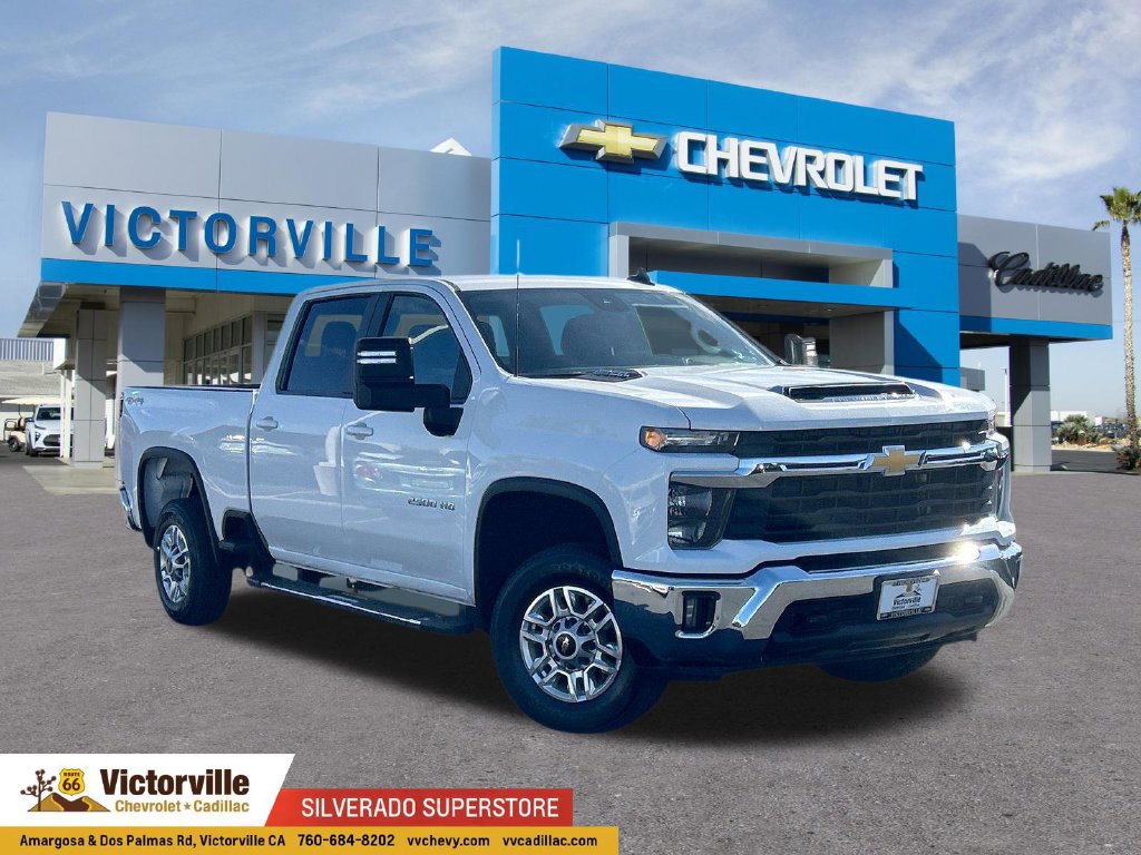 Used 2025 Chevrolet Silverado 2500 LT w/ Convenience Package AWD/4WD image 1